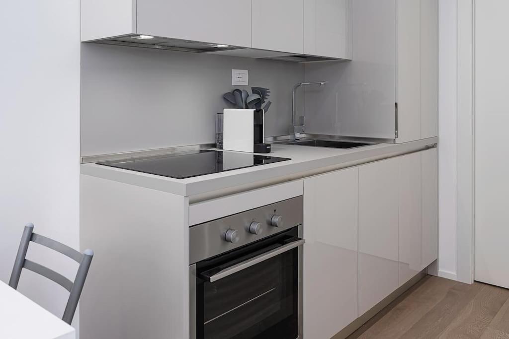 Gioia Studio Apartment Milan Bagian luar foto